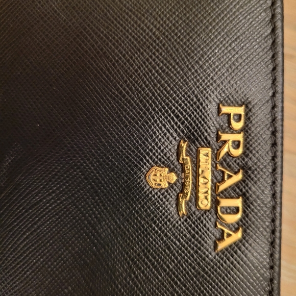 Prada Saffiano leather compact wallet - Picture 8 of 9